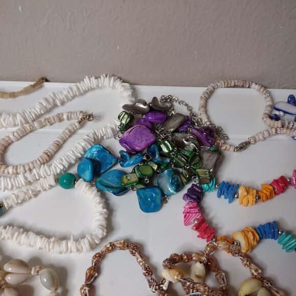 30 Pc Lot Of Shell Jewelry - Picture 11 of 16